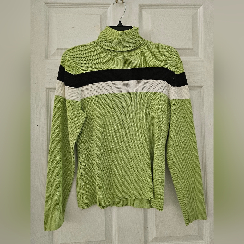Women's clothing